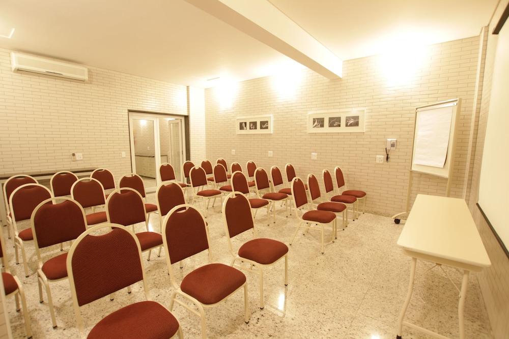 Hotel Confiance Batel Curitiba Eksteriør bilde
